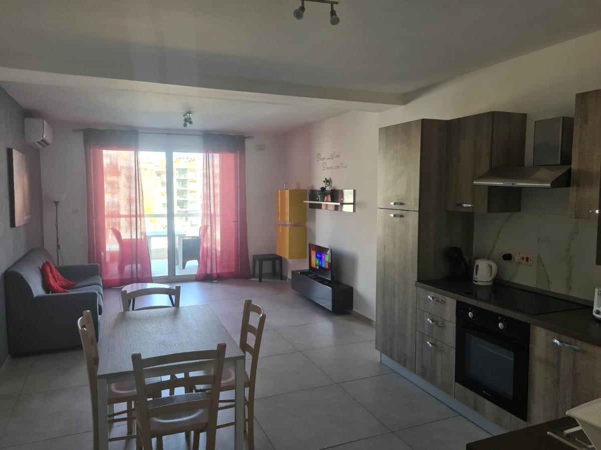 St Julians Bay Sea Front Apartments San Ġiljan Buitenkant foto